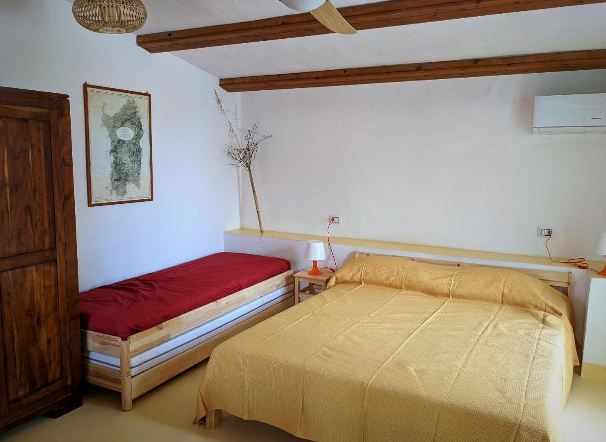 Cala Vinagra House Bed and Breakfast Carloforte  Buitenkant foto