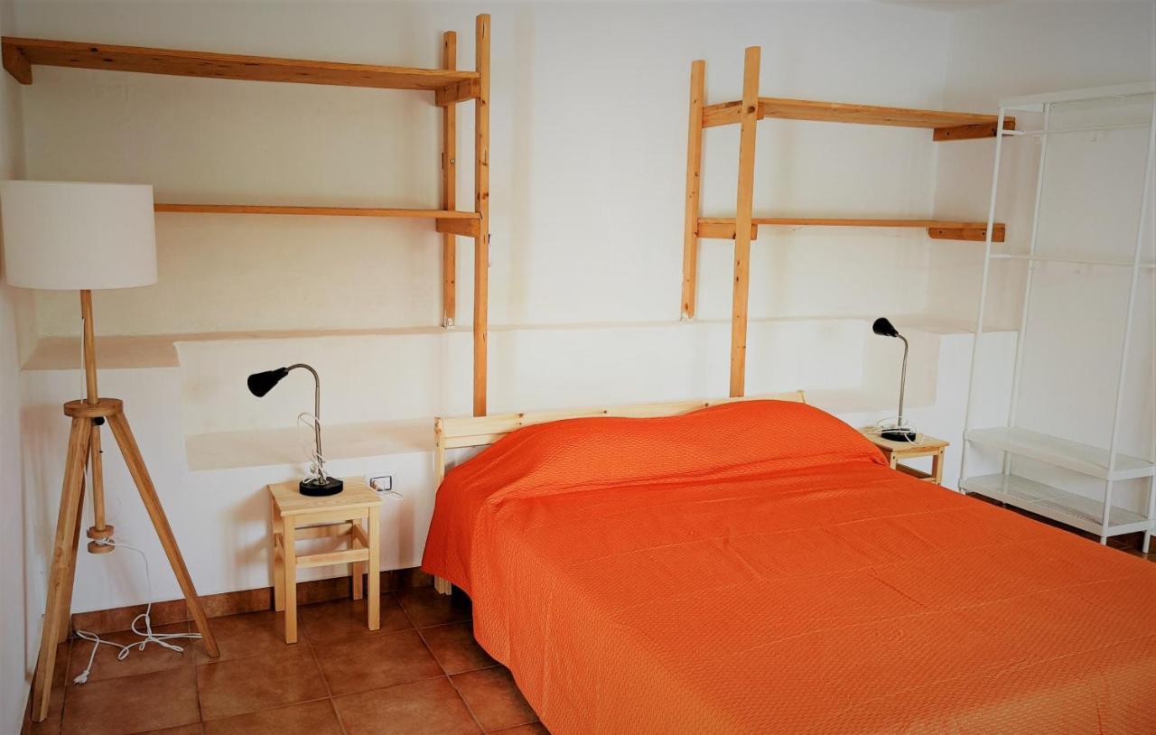 Cala Vinagra House Bed and Breakfast Carloforte  Buitenkant foto